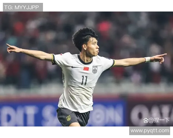 沙尔克04主场惨遭失利,积分榜上岌岌可危 沙尔克04主场惨遭失利,积分榜上岌岌可危